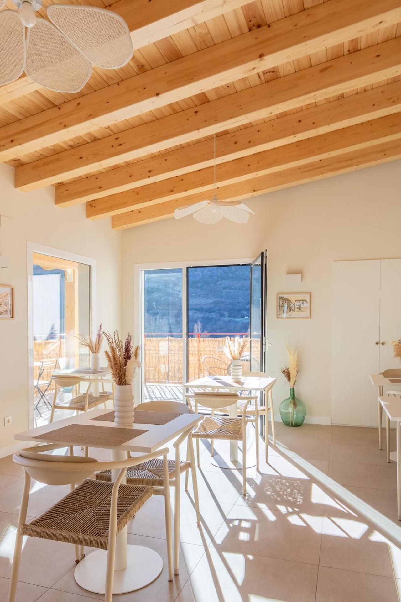 Hostal Lobrega Torrecilla en Cameros エクステリア 写真