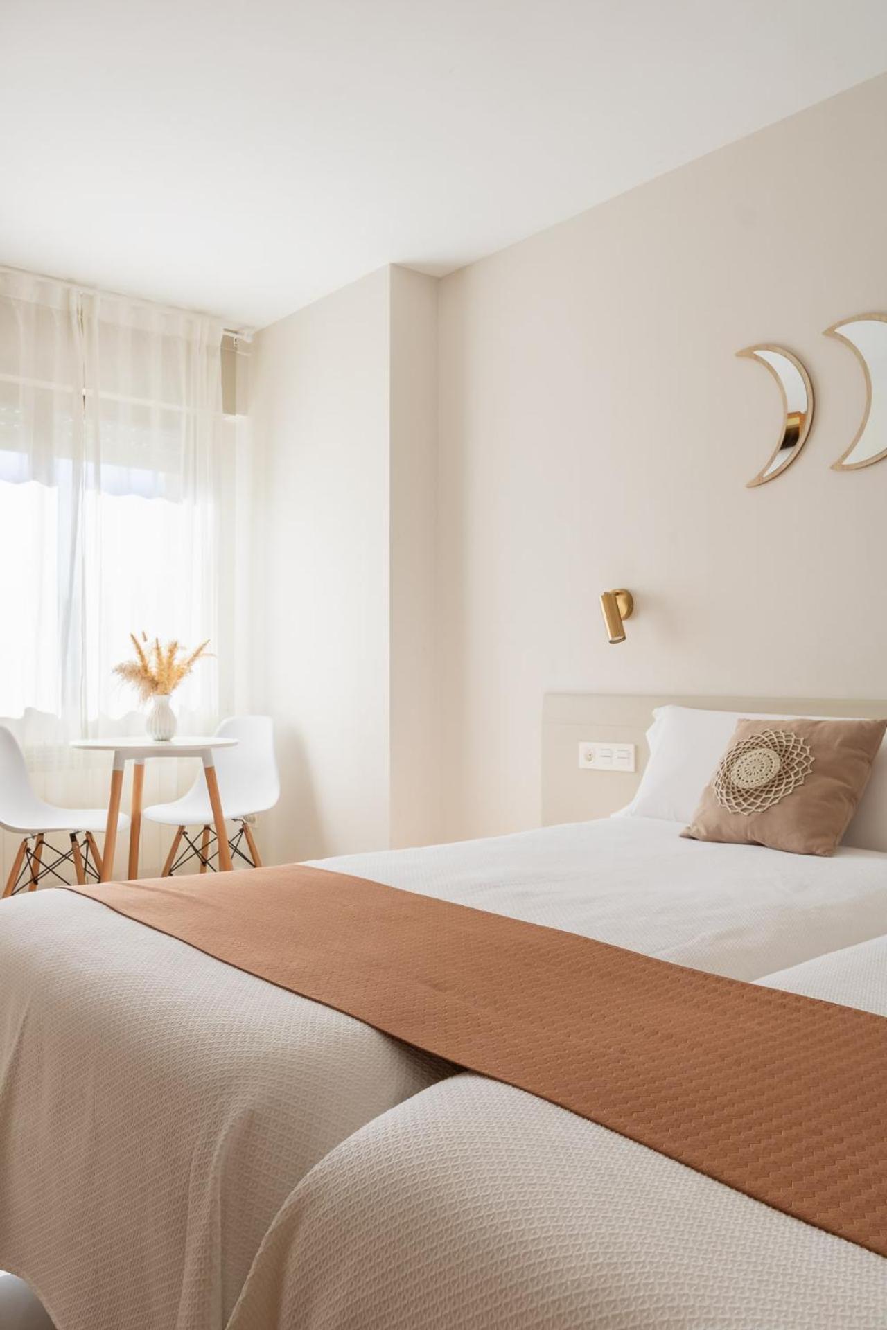 Hostal Lobrega Torrecilla en Cameros エクステリア 写真
