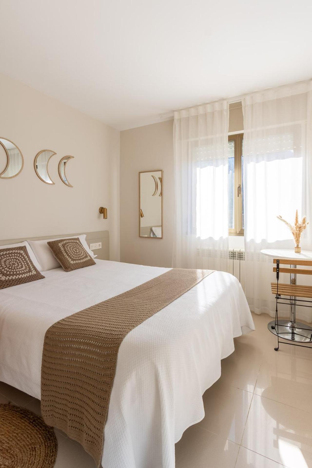 Hostal Lobrega Torrecilla en Cameros エクステリア 写真