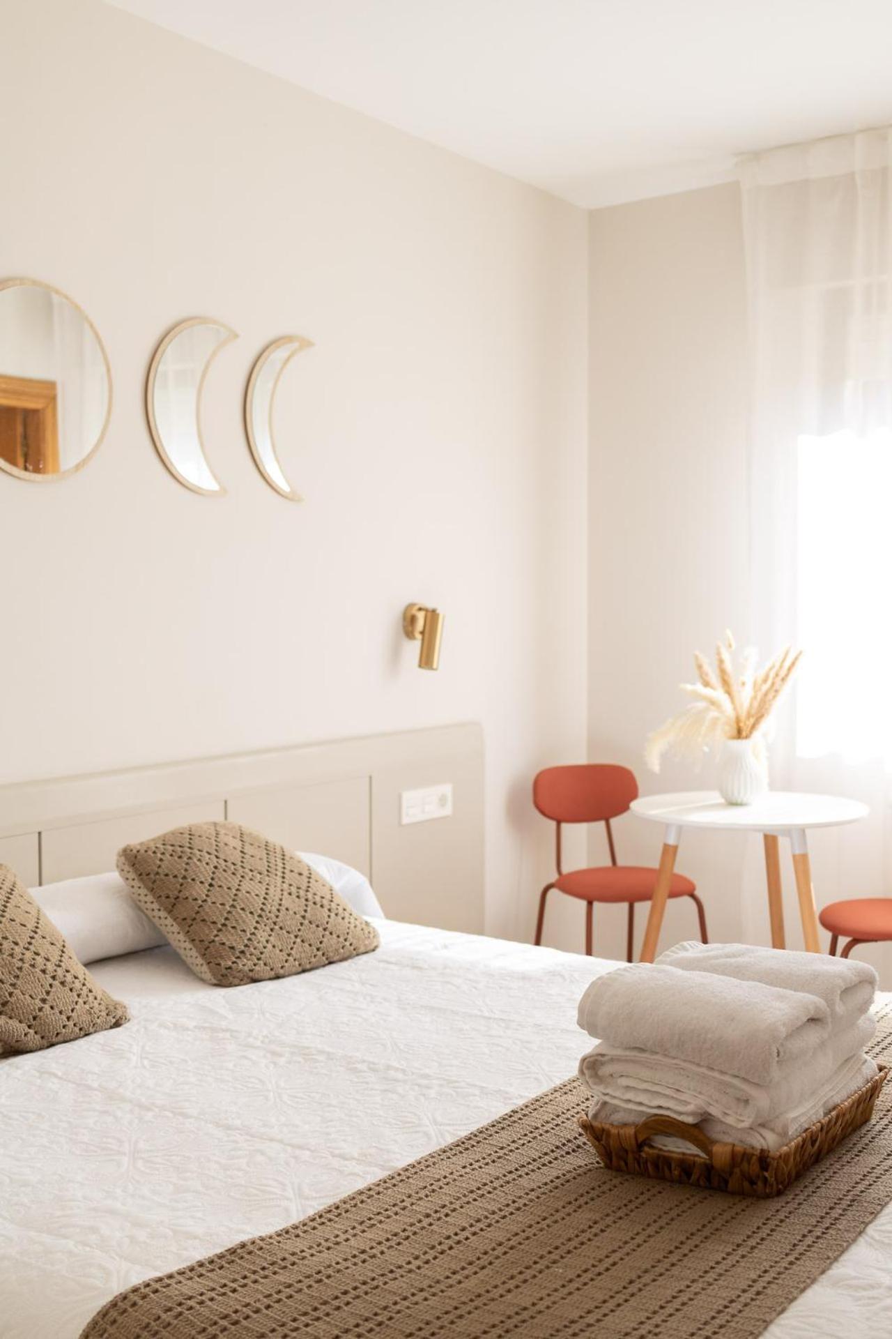 Hostal Lobrega Torrecilla en Cameros エクステリア 写真