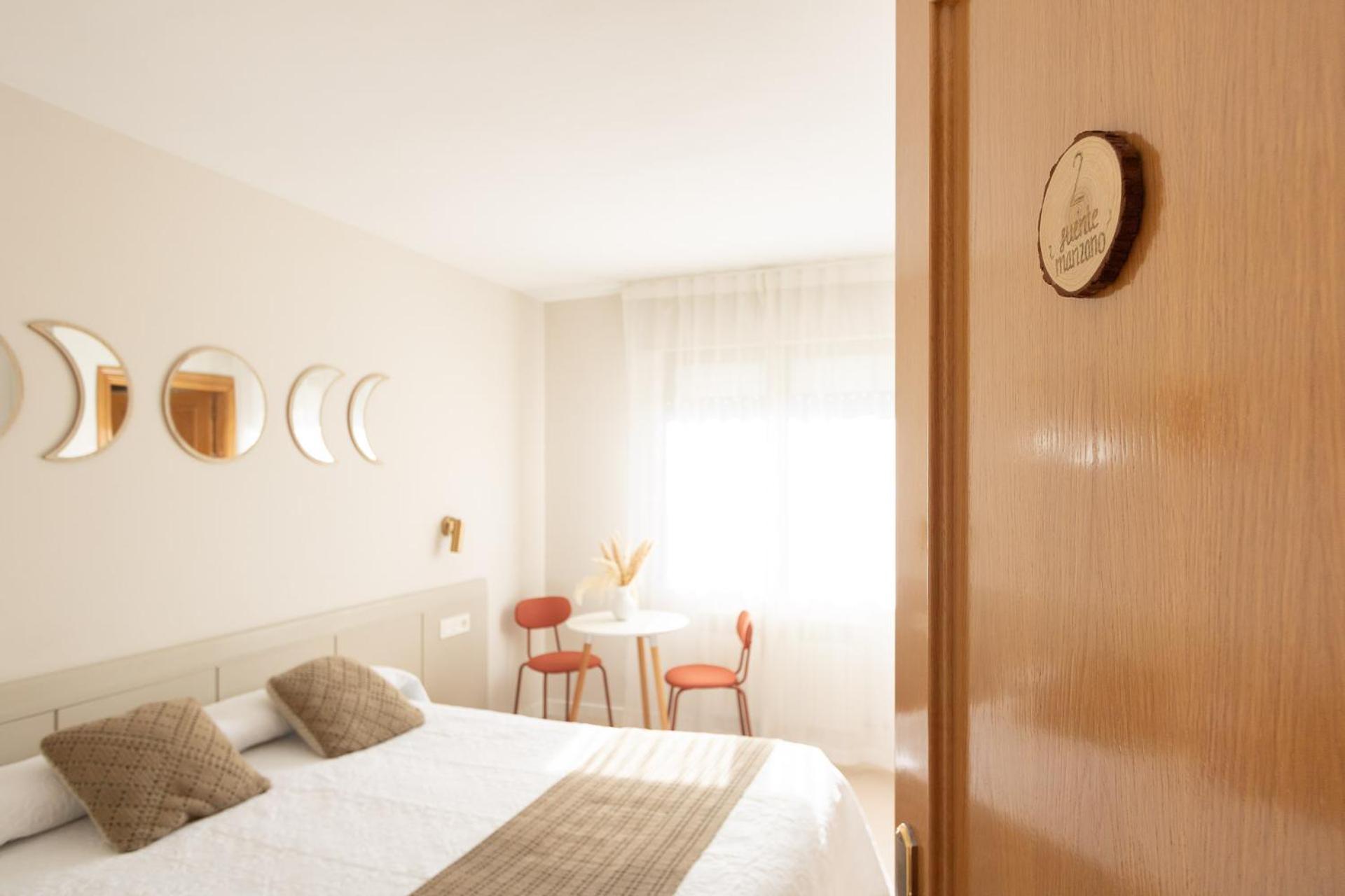 Hostal Lobrega Torrecilla en Cameros エクステリア 写真