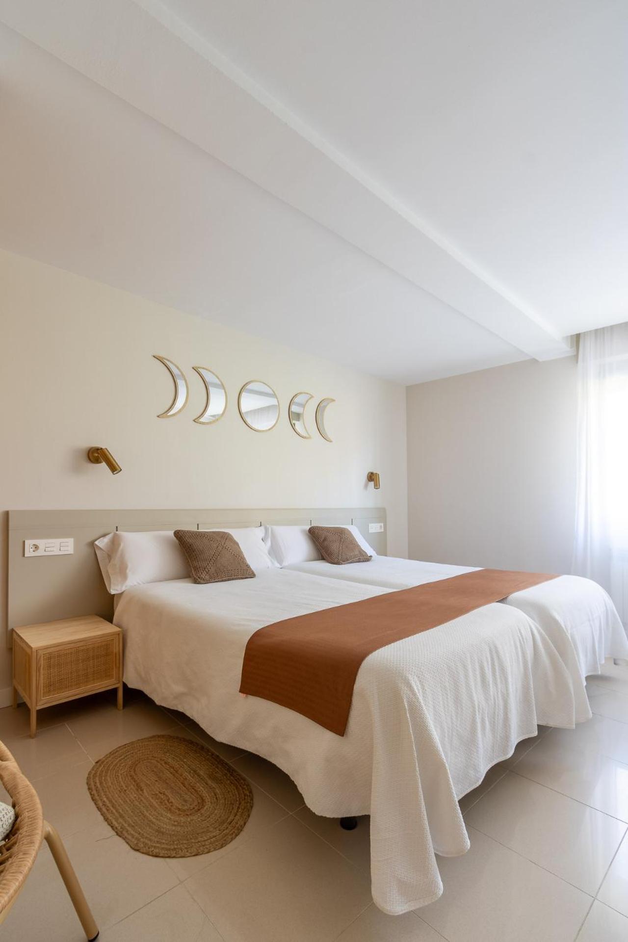 Hostal Lobrega Torrecilla en Cameros エクステリア 写真