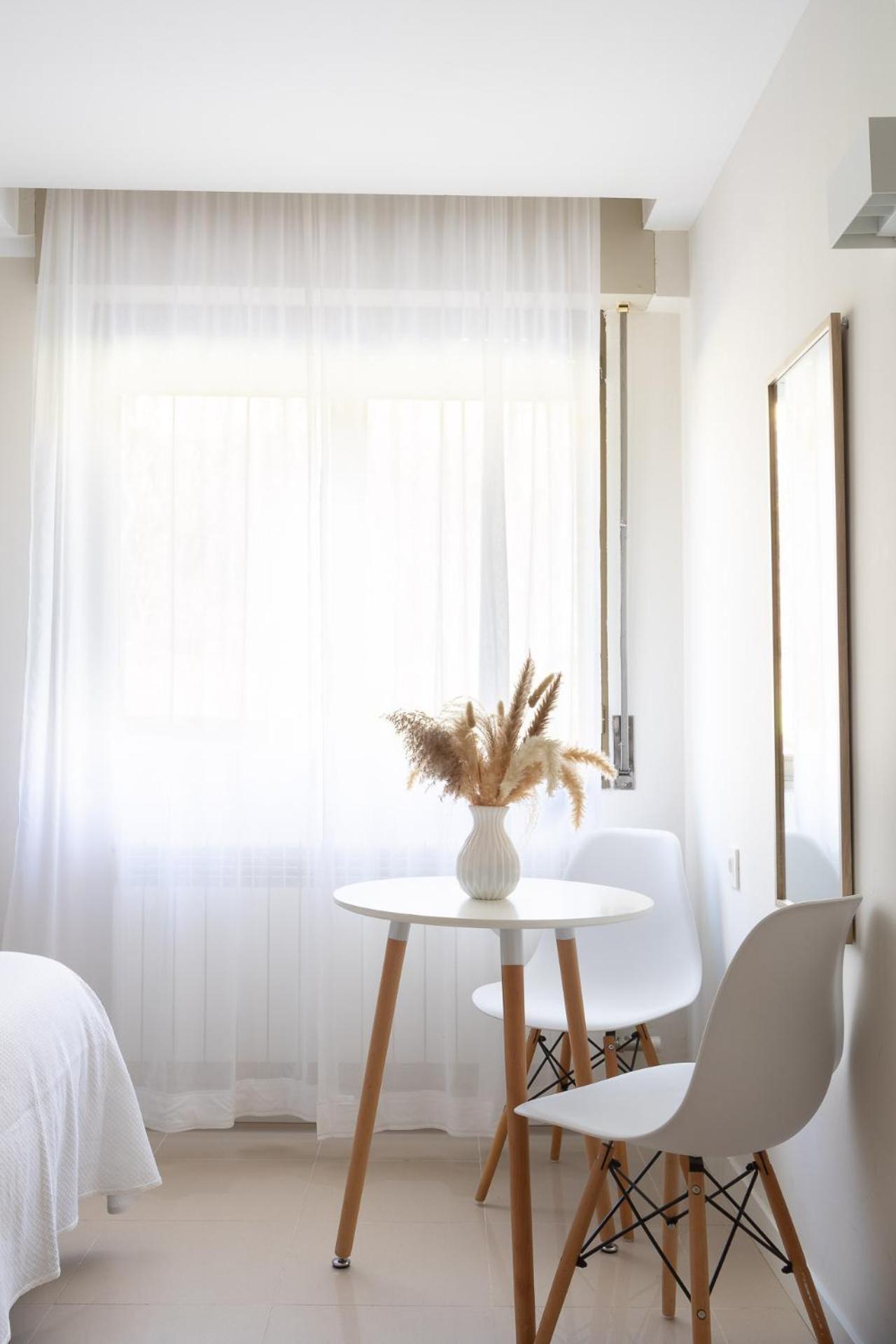 Hostal Lobrega Torrecilla en Cameros エクステリア 写真